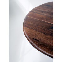 <a href=https://www.galeriegosserez.com/gosserez/artistes/loellmann-valentin.html>Valentin Loellmann </a> - Steel - Table ronde